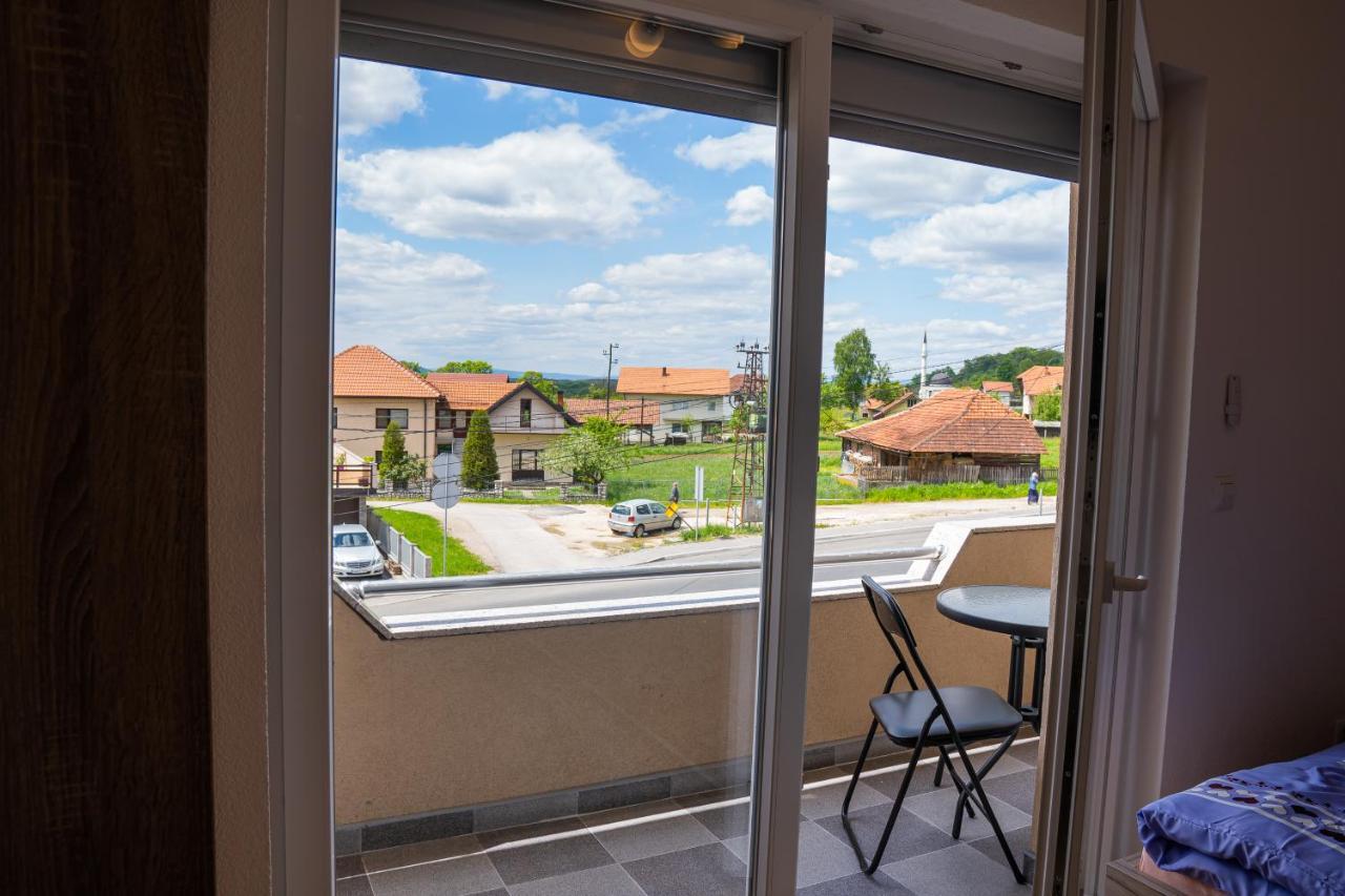 Apartmani Hadzic Zivinice エクステリア 写真