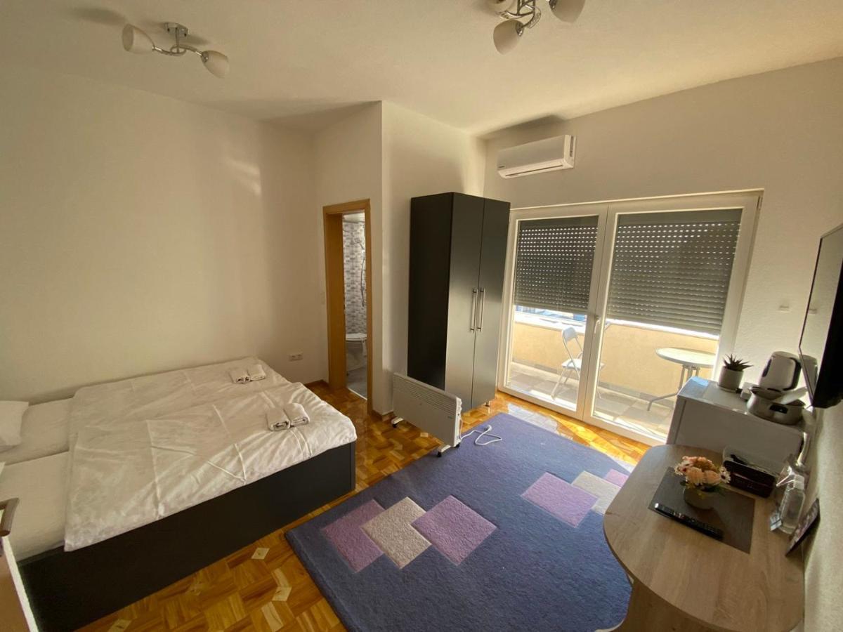 Apartmani Hadzic Zivinice エクステリア 写真